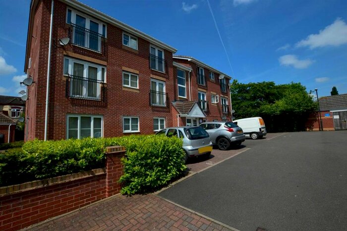 2 Bedroom Flat To Rent In Signet Square, Coventry, CV2