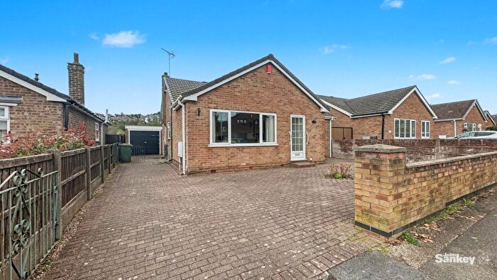 2 Bedroom Bungalow For Sale In Delamere Drive, Mansfield, NG18