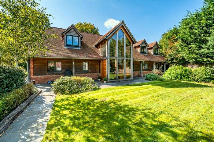 4 Bedroom Detached House To Rent In Wishanger Lane, Churt, Farnham, Hampshire, GU10