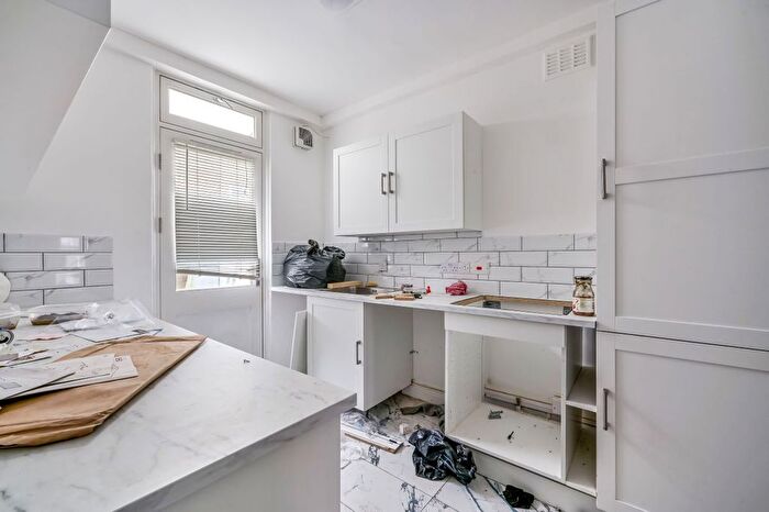 2 Bedroom Flat For Sale In A Eversholt Street, Euston, London, NW1