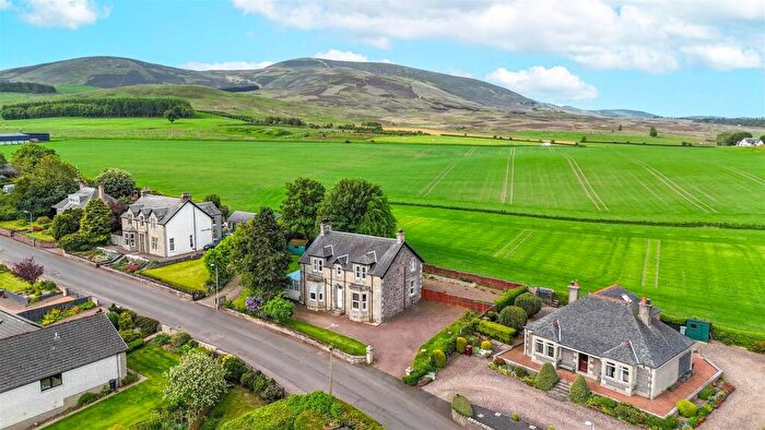 5 Bedroom Detached House For Sale In Sherifflats Road, Thankerton, ML12