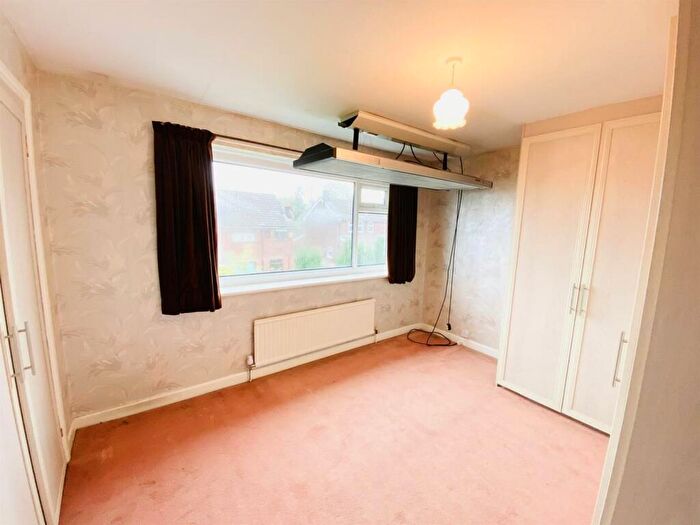 3 Bedroom Semi-Detached House For Sale In Westminster Avenue, Ashton U Lyne, OL6