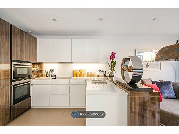 4 Bedroom Terraced House To Rent In Emerald Square, London, SW15