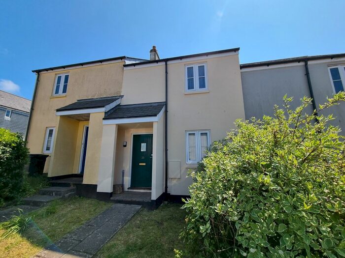 2 Bedroom Property To Rent In Lister Way, East Allington, Totnes, TQ9