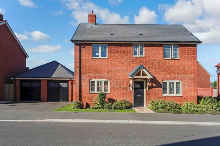 4 Bedroom Detached House To Rent In Chapel Drive, Aston Clinton HP22