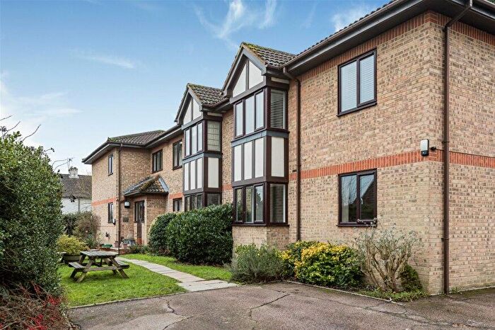 1 Bedroom Flat To Rent In Westfield Road, Harpenden, AL5