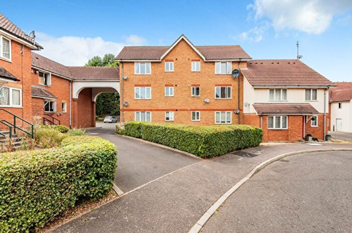 1 Bedroom Flat To Rent In Waltham Abbey, EN9