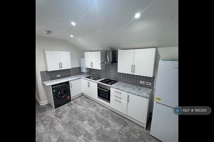2 Bedroom Maisonette To Rent In Mount Pleasant Road, London, SE13