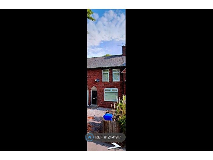 2 Bedroom Terraced House To Rent In Edensor Road, Sheffield, S5