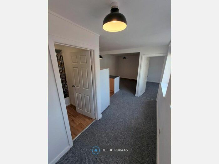 1 Bedroom Flat To Rent In Queens Rd, Doncaster, DN1