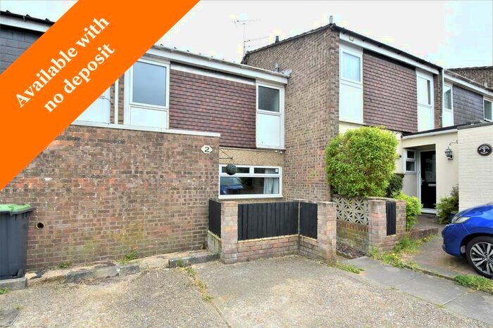 3 Bedroom Terraced House To Rent In No Deposit Option Available - Blackbird Close, Waterlooville, PO8
