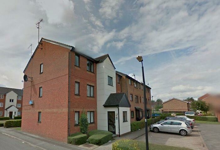 1 Bedroom Flat To Rent In Plowman Close, Edmonton, N18