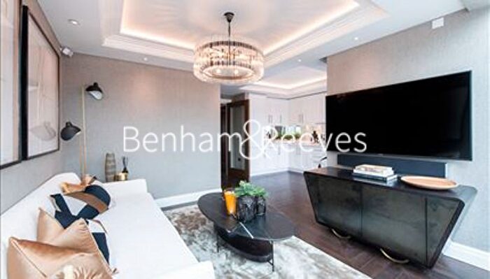 2 Bedroom Flat To Rent In Prince Of Wales Terrace, Kensington, W8