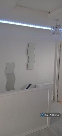 3 Bedroom Terraced House To Rent In St. Leonards Walk, Coventry, CV8