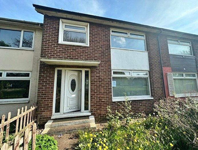 3 Bedroom Terraced House For Sale In Longcroft Walk, Middlesbrough, North Yorkshire, TS3