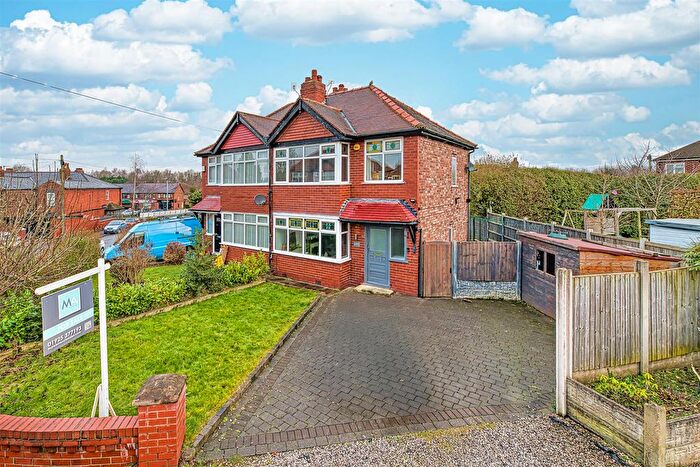 3 Bedroom Semi-Detached House To Rent In Meredith Avenue, Grappenhall, Warrington, WA4