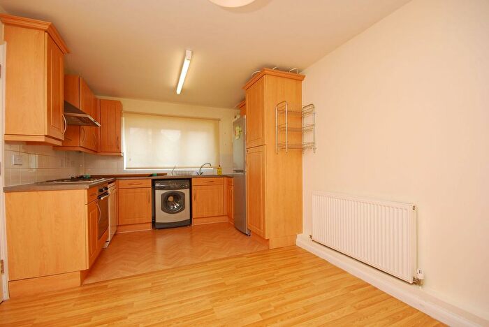 3 Bedroom Terraced House To Rent In Wake Close, Queen Elizabeth Park, Guildford, GU2