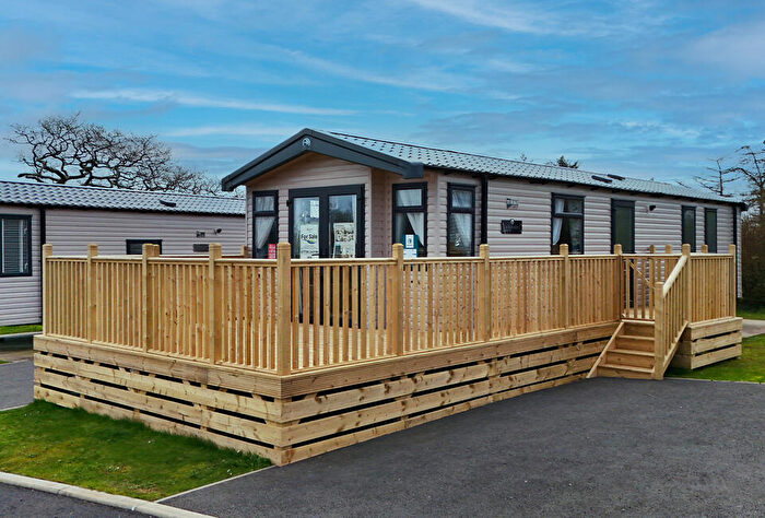 2 Bedroom Park Home For Sale In Trefalun Holiday Park – Pembrokeshire, SA70