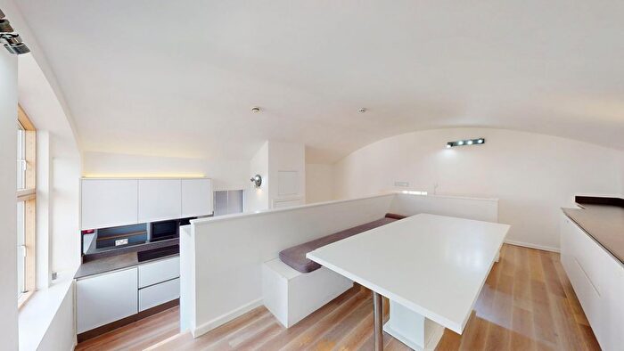 2 Bedroom Flat To Rent In Renaissance Walk, London, SE10