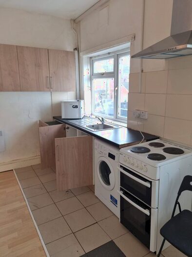 1 Bedroom Flat To Rent In Springfields, Walsall, WS4