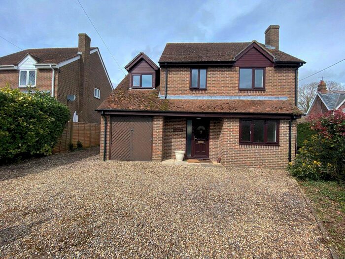 4 Bedroom Detached House To Rent In Stoney Lane Ashmore Green, RG18