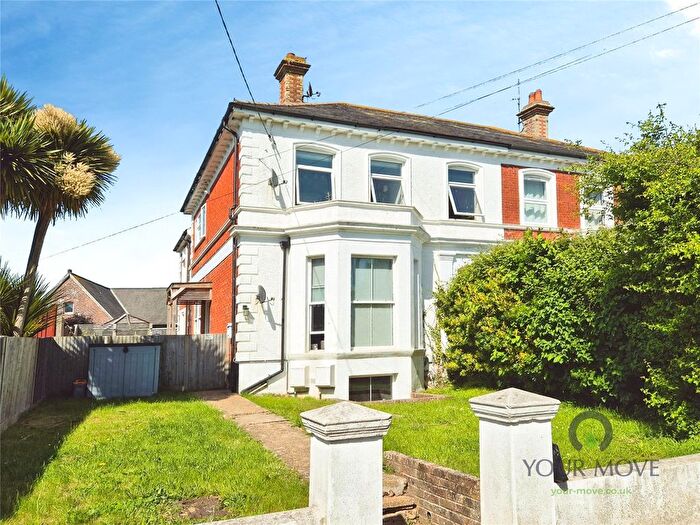 2 Bedroom Flat To Rent In Albert Road, Polegate, East Sussex, BN26