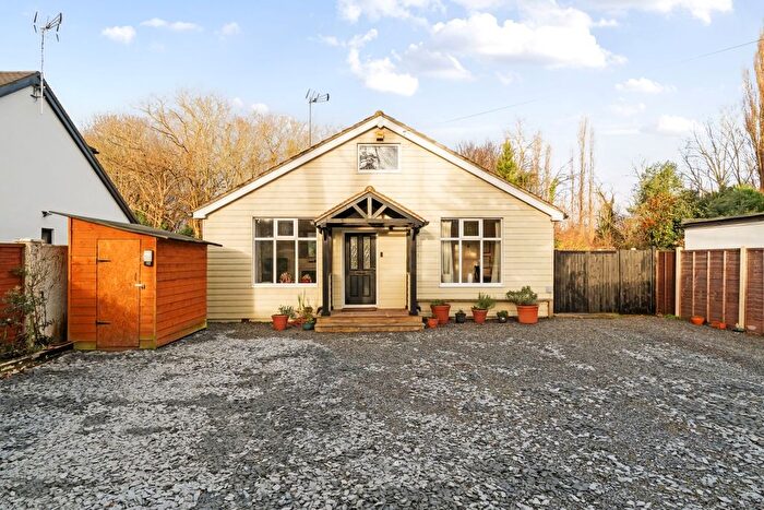 4 Bedroom Detached House To Rent In Church Road, Shepperton, TW17