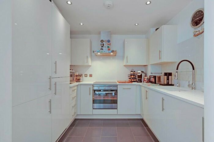 2 Bedroom Flat To Rent In Loxford Road, Barking, IG11