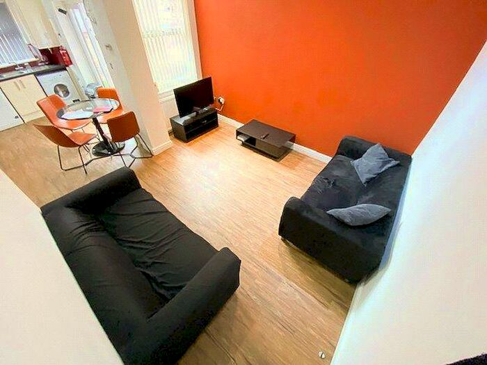 5 Bedroom Terraced House To Rent In Braemar Road, Fallowfield, Manchester, Manchester, M14