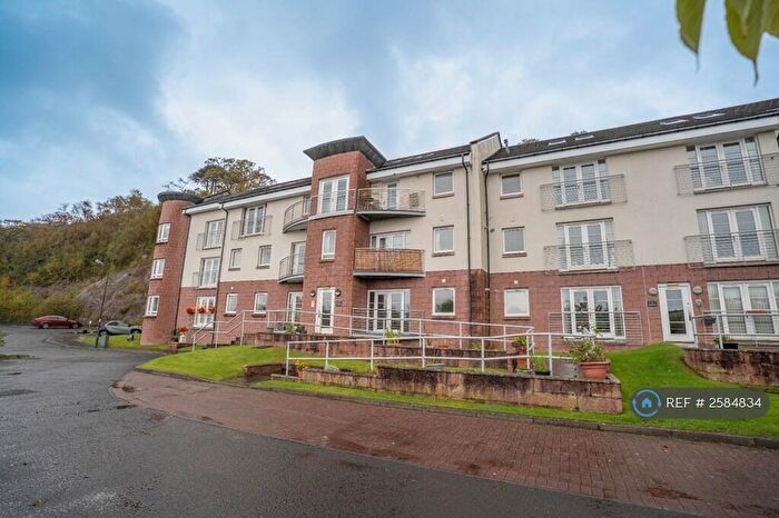 2 Bedroom Flat To Rent In Toward, Wemyss Bay, PA18