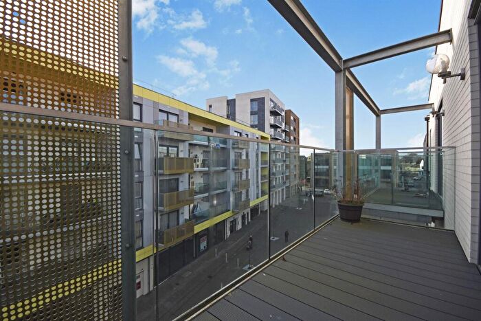 2 Bedroom Flat For Sale In Cunard Square, Chelmsford, CM1