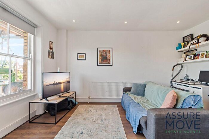 1 Bedroom Flat To Rent In Petherton Road, Highbury, N5