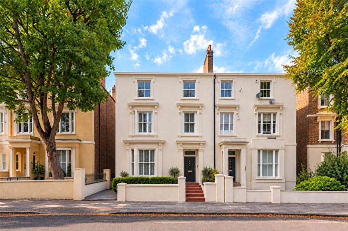 3 Bedroom Apartment For Sale In Marlborough Hill, St John's Wood, London, NW8