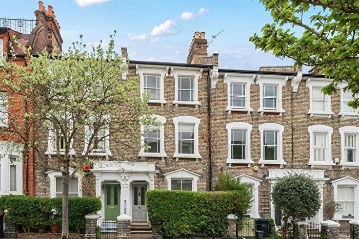 4 Bedroom House To Rent In Quentin Road, London, SE13