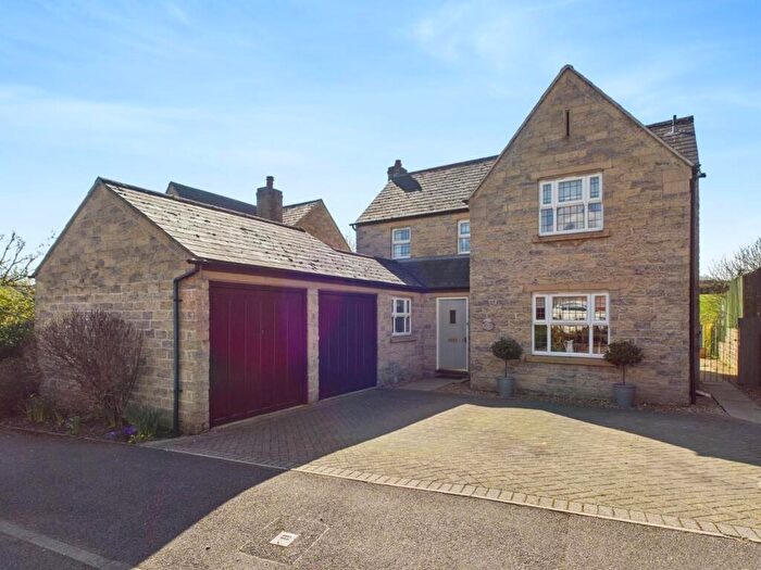 4 Bedroom Detached House For Sale In Hodder Close, Crich, DE4