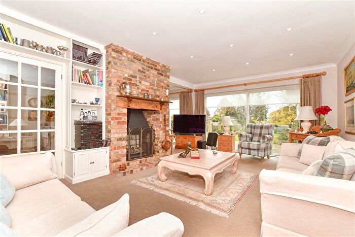 4 Bedroom Detached House For Sale In London Road, Stanford Rivers, Ongar, Essex, CM5