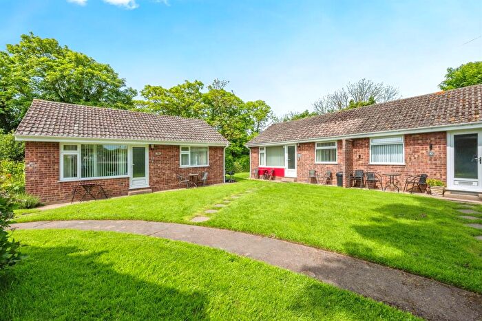 2 Bedroom Semi-Detached Bungalow For Sale In Royal Chalet Park, Mundesley, Norwich, NR11