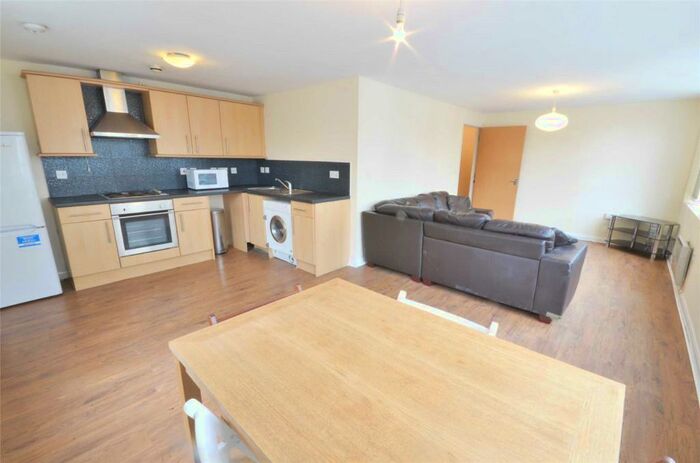 2 Bedroom Apartment To Rent In Norvic House, Hilton Street, Manchester, M4