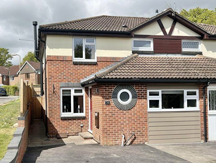 3 Bedroom House For Sale In Clayhill Close, Waltham Chase, SO32