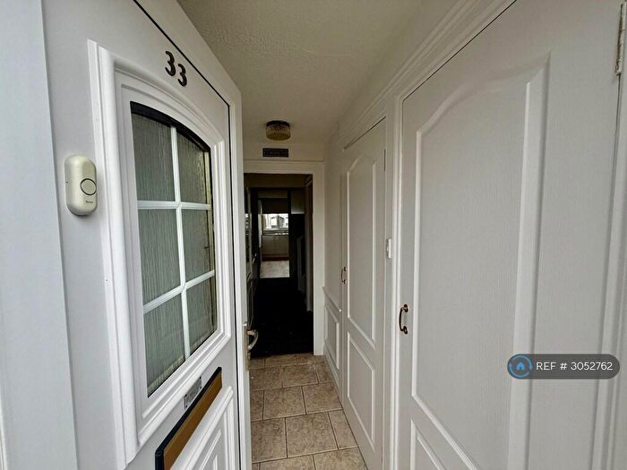 2 Bedroom Terraced House To Rent In Craigieburn Road, Glasgow, G67