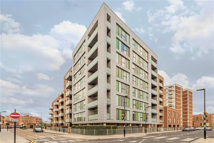 2 Bedroom Flat To Rent In Whiston Road, London, E2