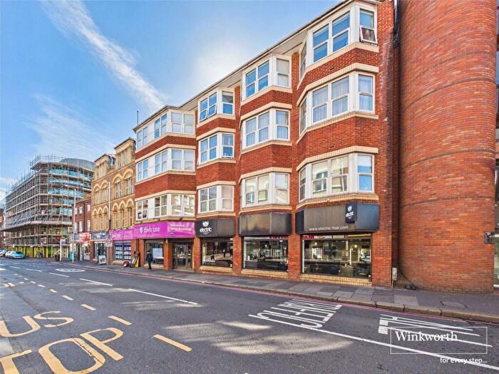 2 Bedroom Apartment To Rent In Il-Libro Court, Kings Road, Reading, Berkshire, RG1