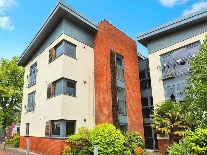 2 Bedroom Flat To Rent In Parkgate, Rosyth, Dunfermline, Fife, KY11