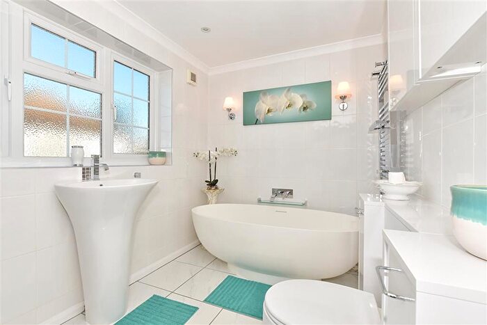 4 Bedroom Detached House For Sale In London Road, Ramsgate, Kent, CT11