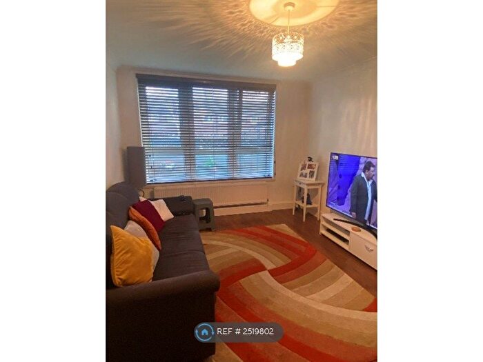 1 Bedroom Flat To Rent In Stratford, Stratford, E15