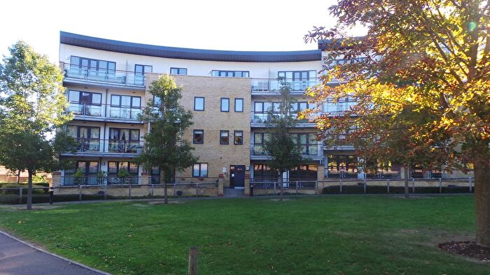 2 Bedroom Flat To Rent In Redwing Crescent, Greenhithe, DA9