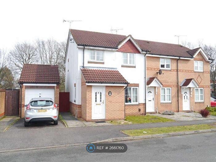 3 Bedroom End Terrace House To Rent In Heyford Way, Hatfield, AL10