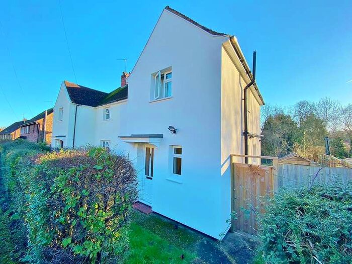 4 Bedroom Semi-Detached House To Rent In Southway, GU2