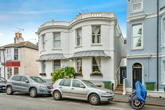 4 Bedroom Semi-Detached House For Sale In Glamis Street, Bognor Regis, PO21