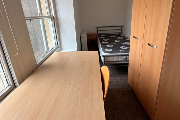 7 Bedroom Terraced House To Rent In Tyndalls Park Road, Top Floor Flat, Clifton, Bristol, BS8